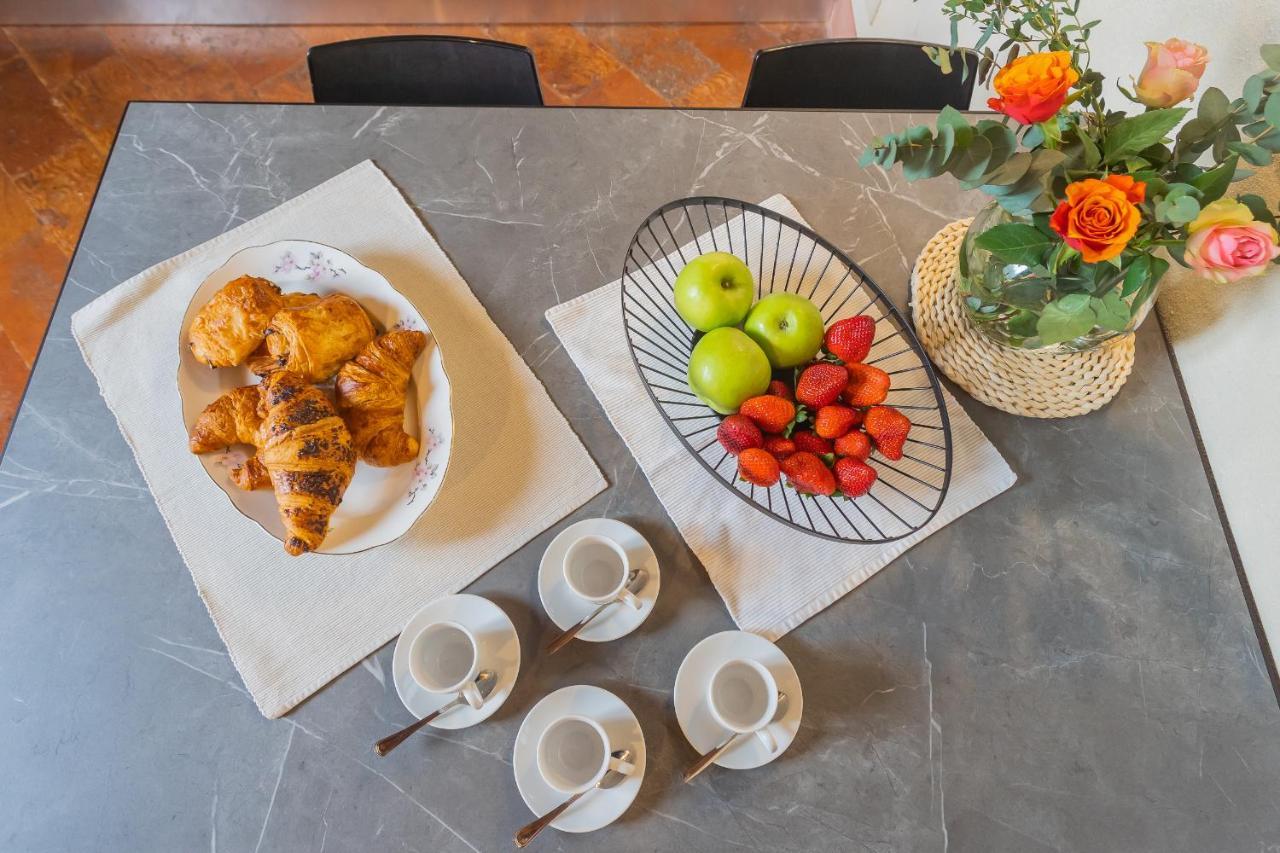 Antiche Mura Como By Rent All โกโม ภายนอก รูปภาพ