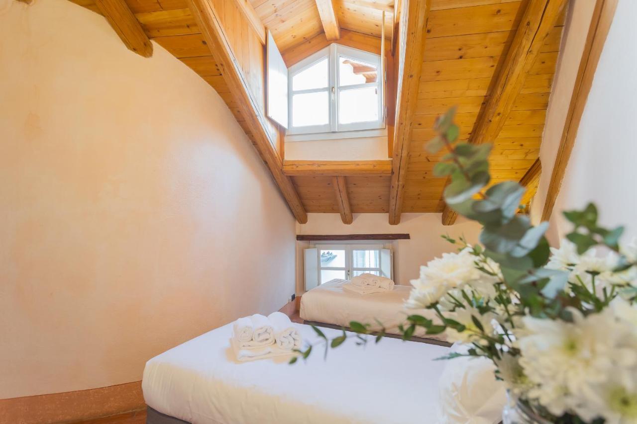 Antiche Mura Como By Rent All โกโม ภายนอก รูปภาพ