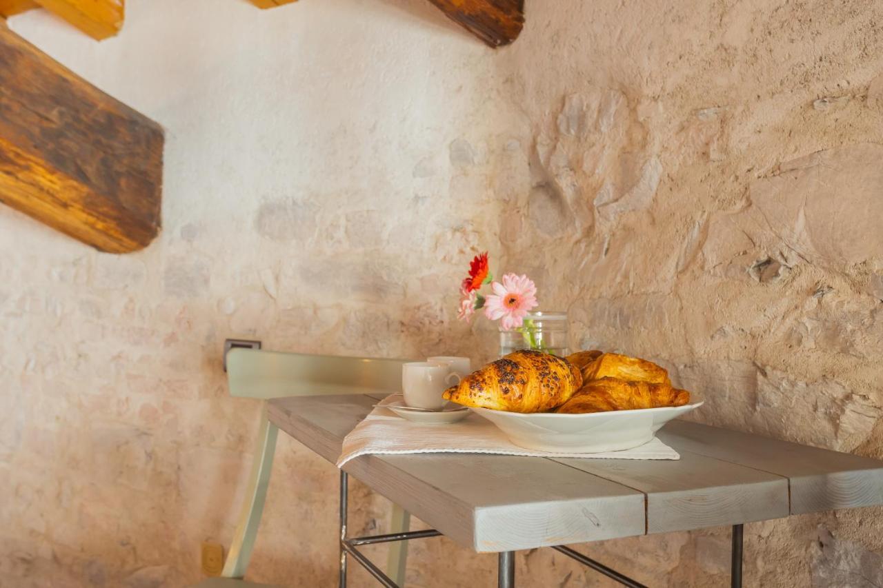 Antiche Mura Como By Rent All โกโม ภายนอก รูปภาพ